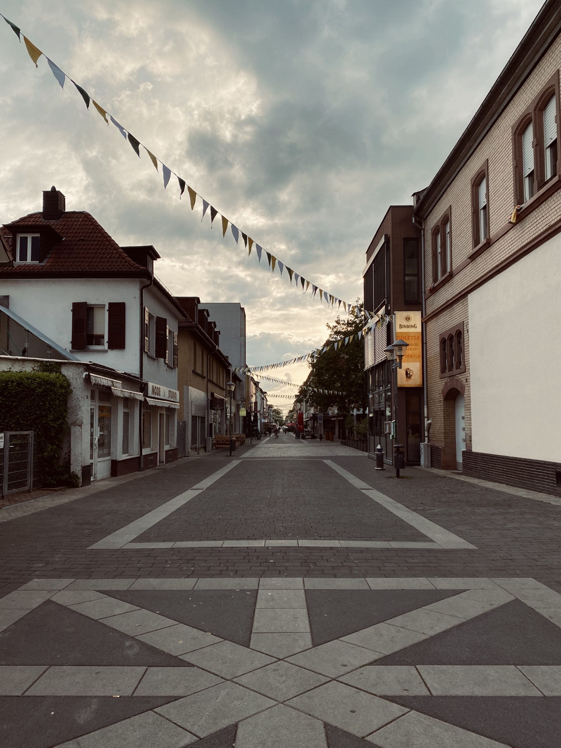 Du betrachtest gerade Ist die Fußgängerzone noch zu retten?