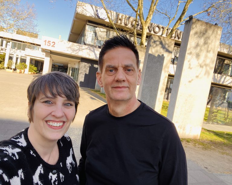 Mehr über den Artikel erfahren Hugenottenhalle – unsere Antwort im ‚Isenburger‘